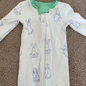 The Beaufort Bonnet Company Knox’s Night Night Pajamas in Bunny Pattern